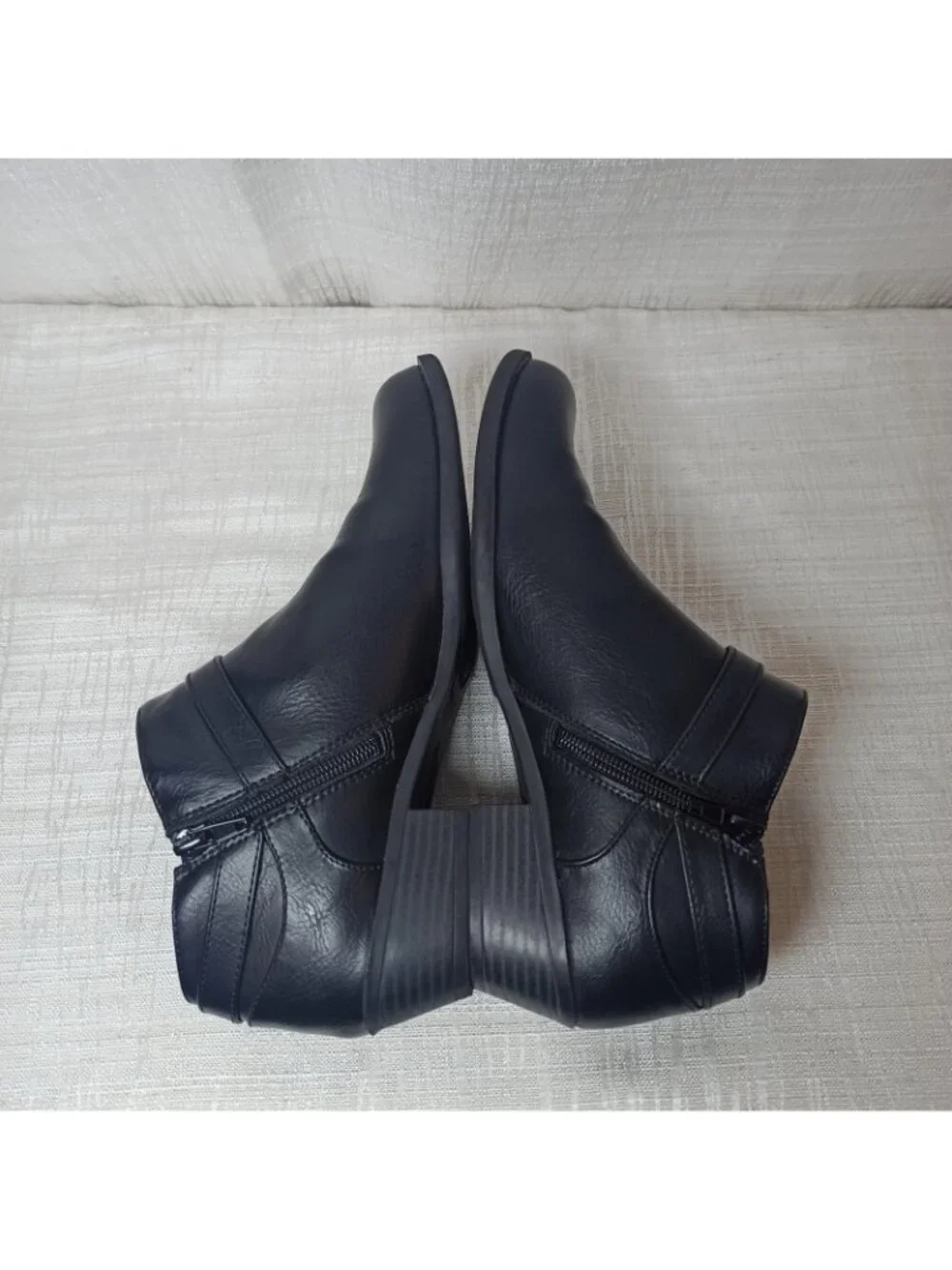 LIFESTRIDE Alexander Womens 9.5 M Black Faux Leather Ankle Boots Buckle Zipper